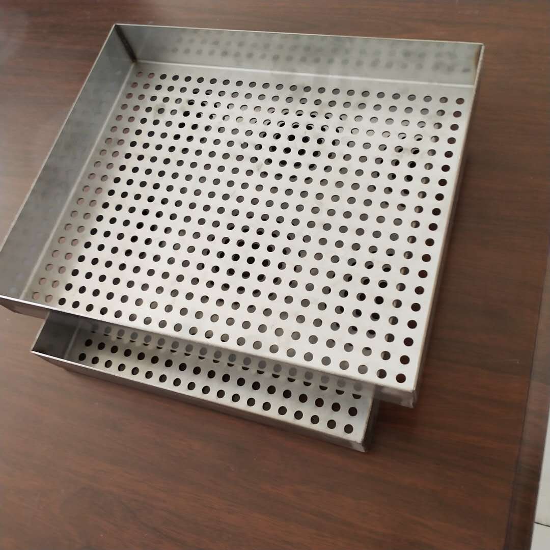 冲孔托盘